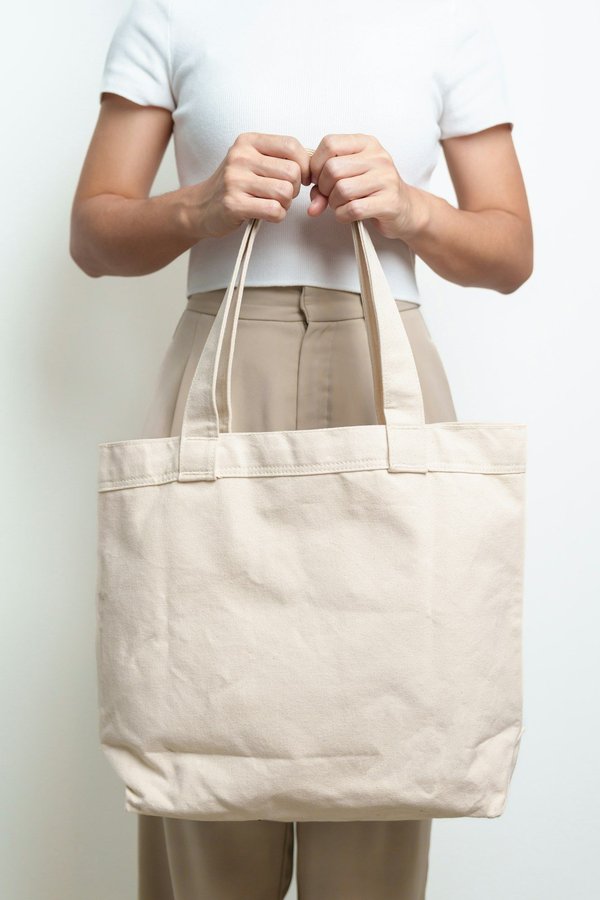 Ganni tote bag: a blend of style, functionality, and sustainability